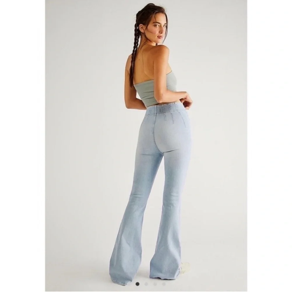 Free People We the Free Jayde Flare Jeans High Rise Wide Leg Light Wash Size 30
